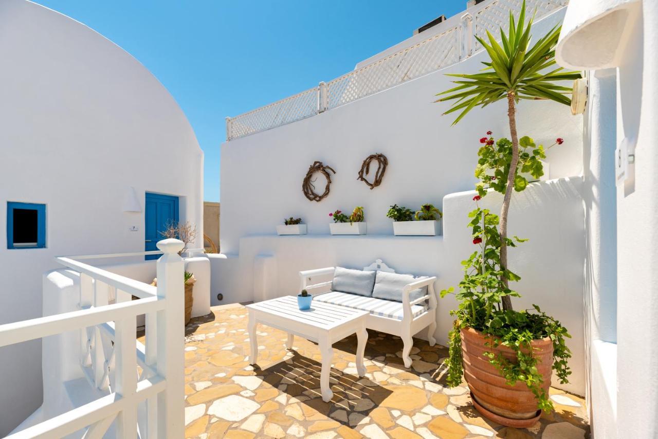 فندق Seaside Breeze Kamári المظهر الخارجي الصورة