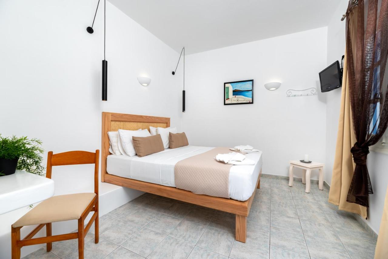فندق Seaside Breeze Kamári المظهر الخارجي الصورة