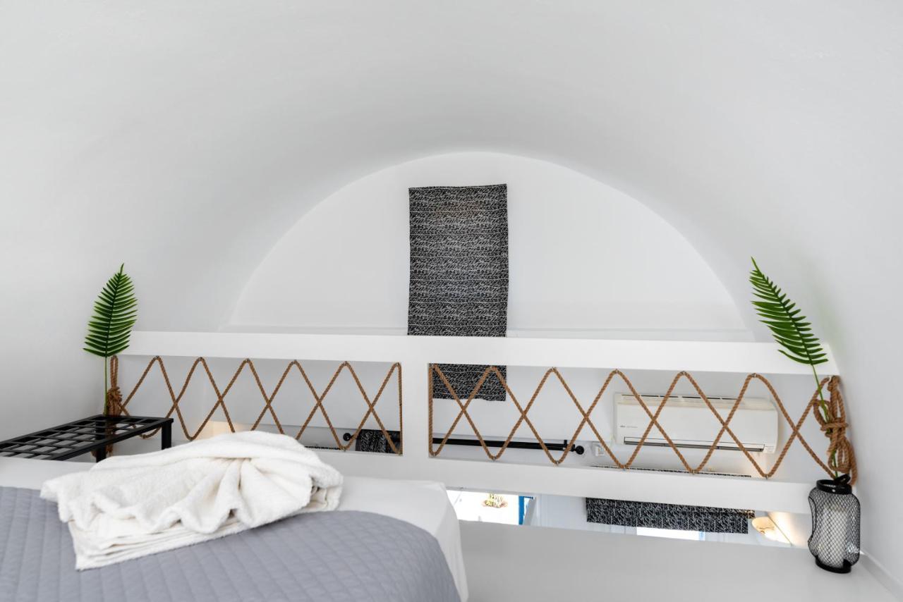 فندق Seaside Breeze Kamári المظهر الخارجي الصورة