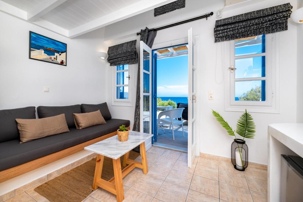 فندق Seaside Breeze Kamári المظهر الخارجي الصورة